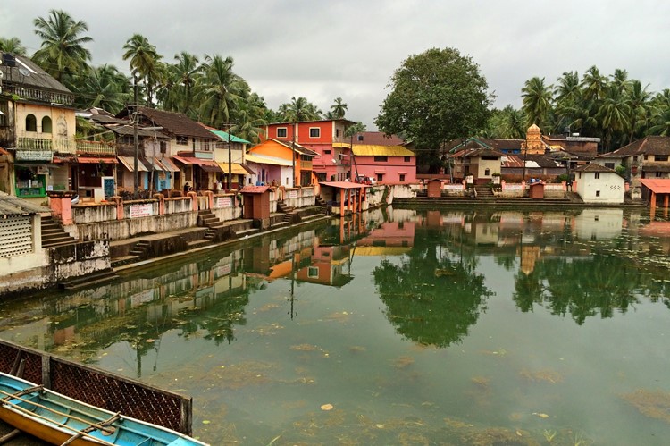 Slaperig Gokarna, India